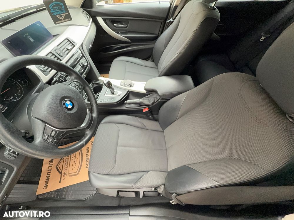 BMW Seria 3 318d Touring Aut. Luxury Line - 17
