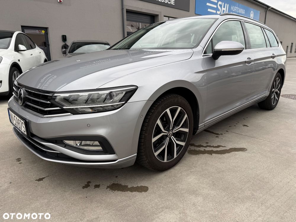 Volkswagen Passat Variant 2.0 TDI Business DSG - 2