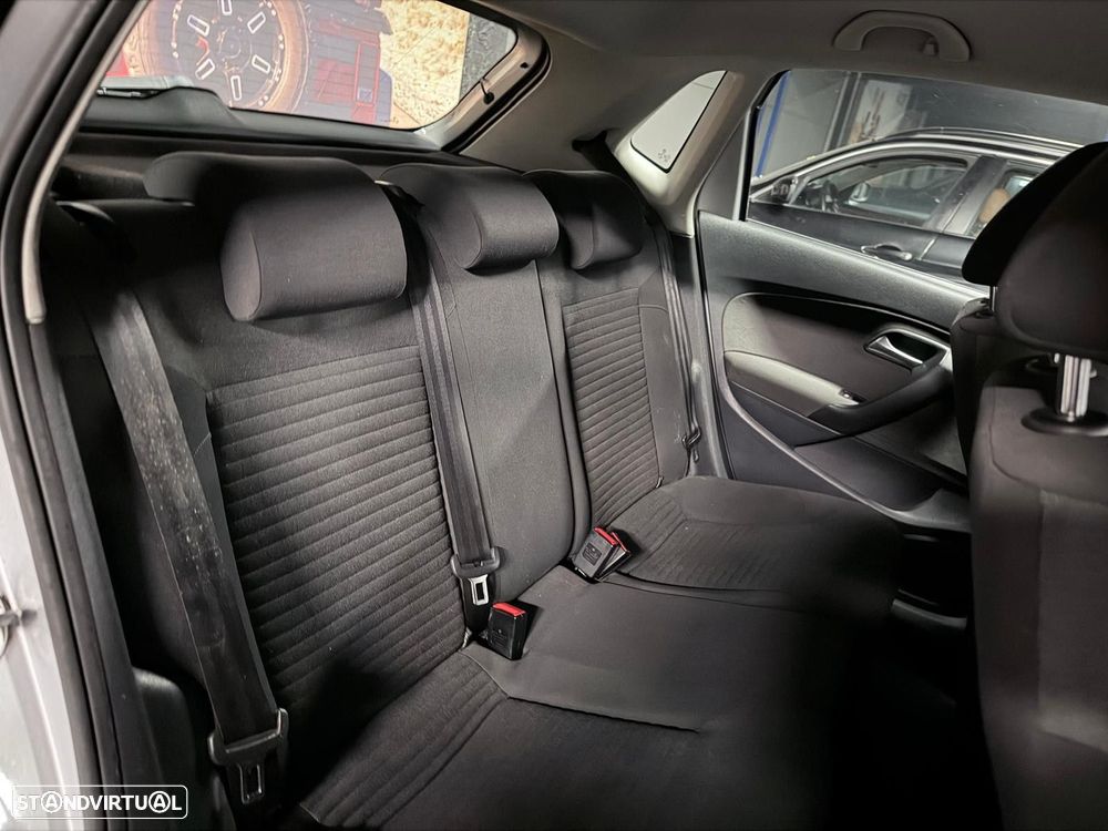 VW Polo 1.2 Confortline - 18