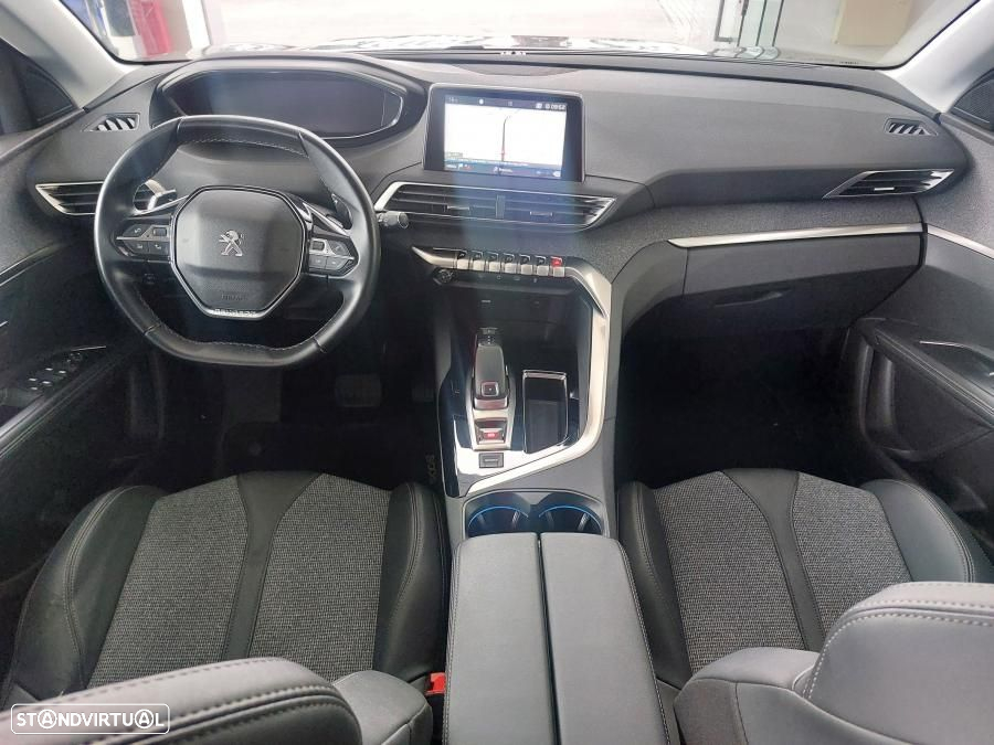 Peugeot 5008 1.5 BlueHDi Allure EAT8 - 30