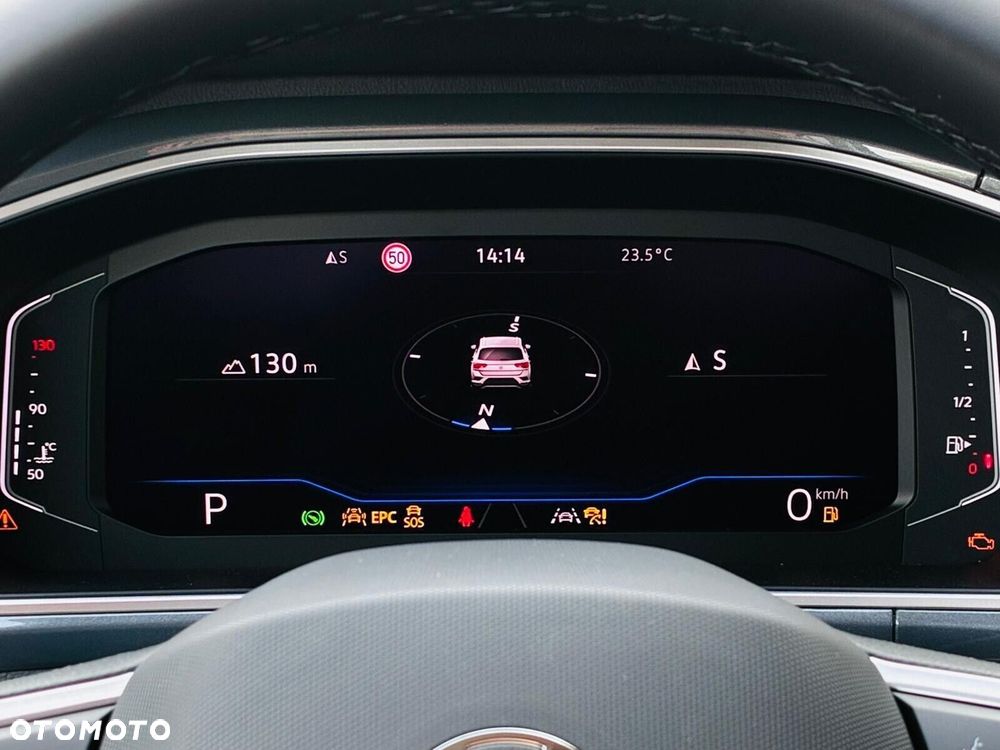 Volkswagen T-Roc - 22