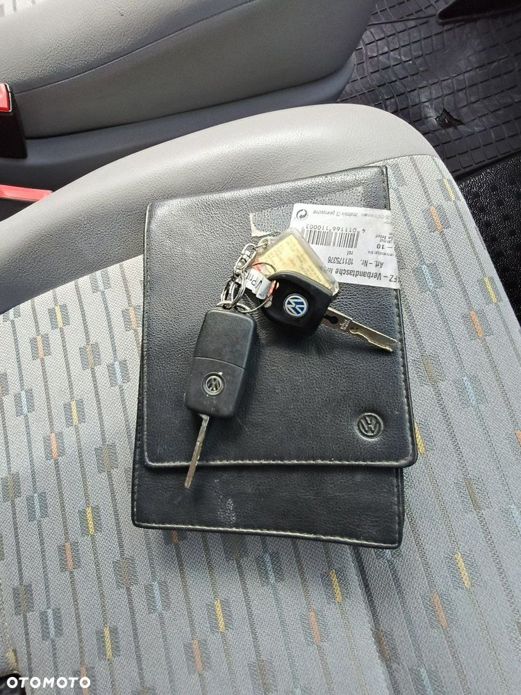 Volkswagen Transporter - 10