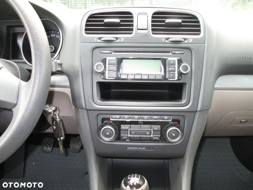 Volkswagen Golf 1.4 Style - 14