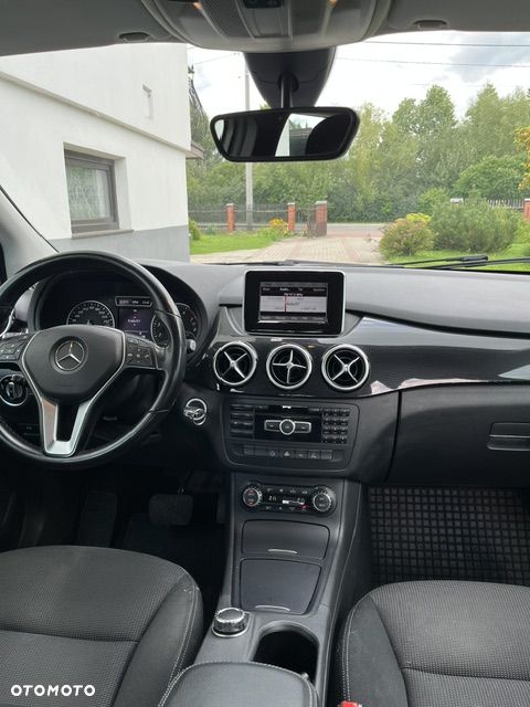 Mercedes-Benz Klasa B 180 7G-DCT Style - 6