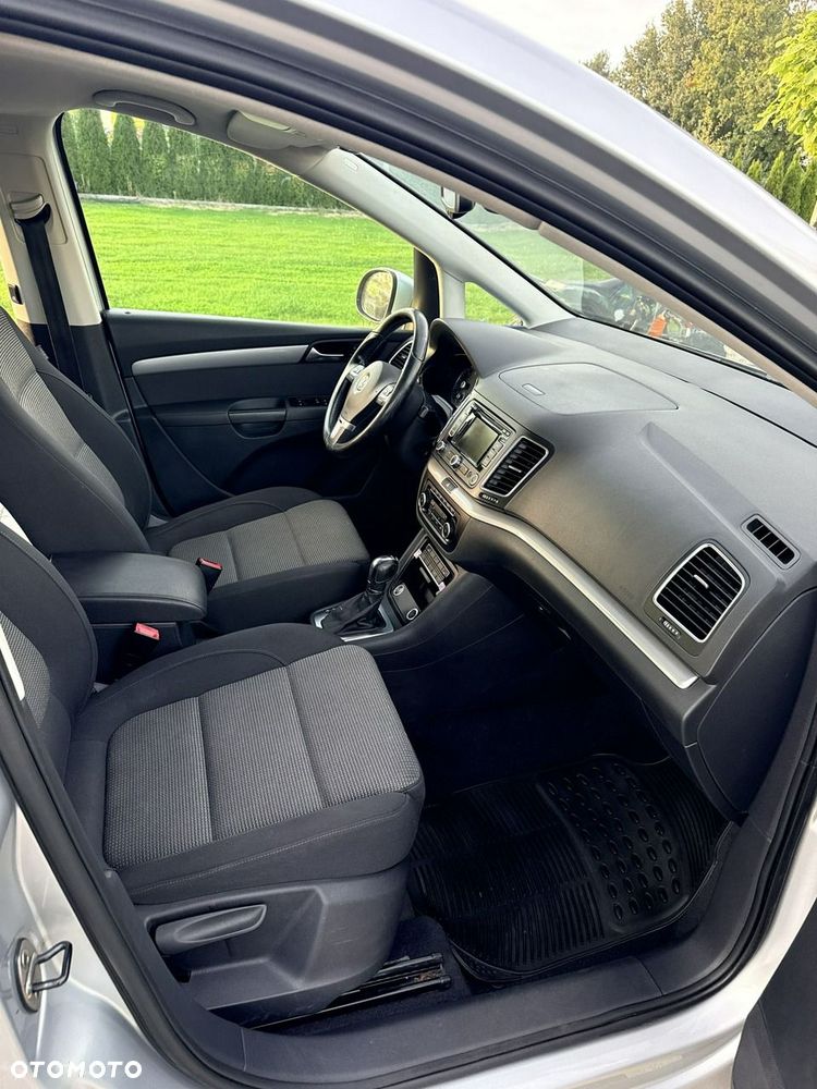 Volkswagen Sharan - 22