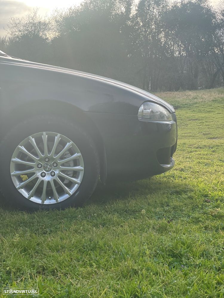 Alfa Romeo 147 1.9 JTDM 8V - 10