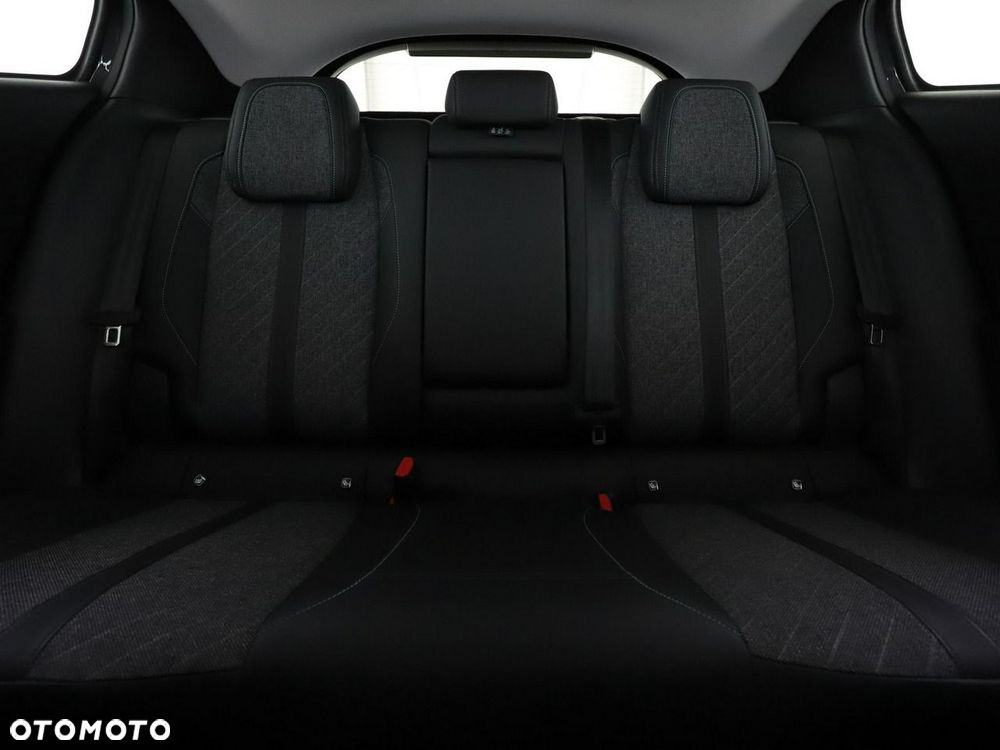 Peugeot 408 1.2 PureTech Allure Pack S&S EAT8 - 19