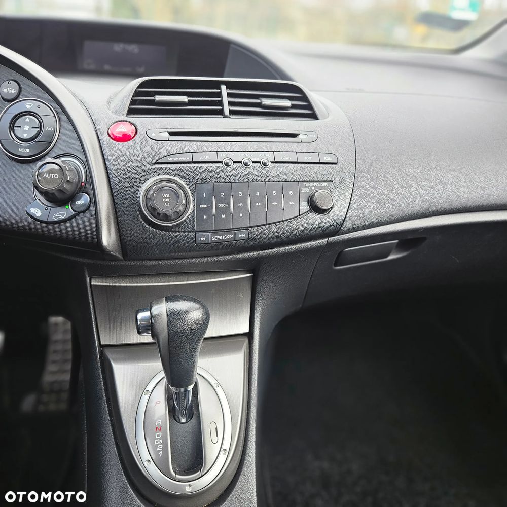 Honda Civic 1.8i-VTEC Automatik Comfort - 23