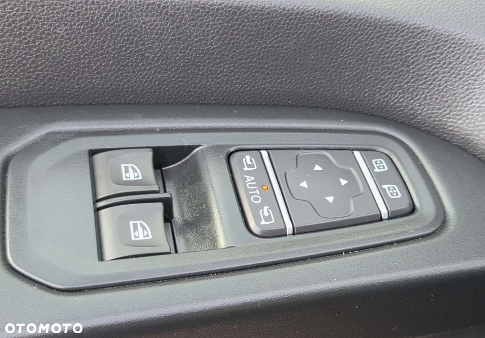 Renault Trafic - 11