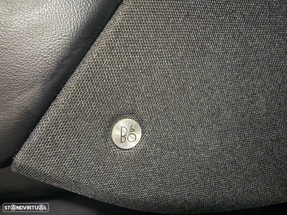 Ford Mustang Mach-E Alargada AWD - 21