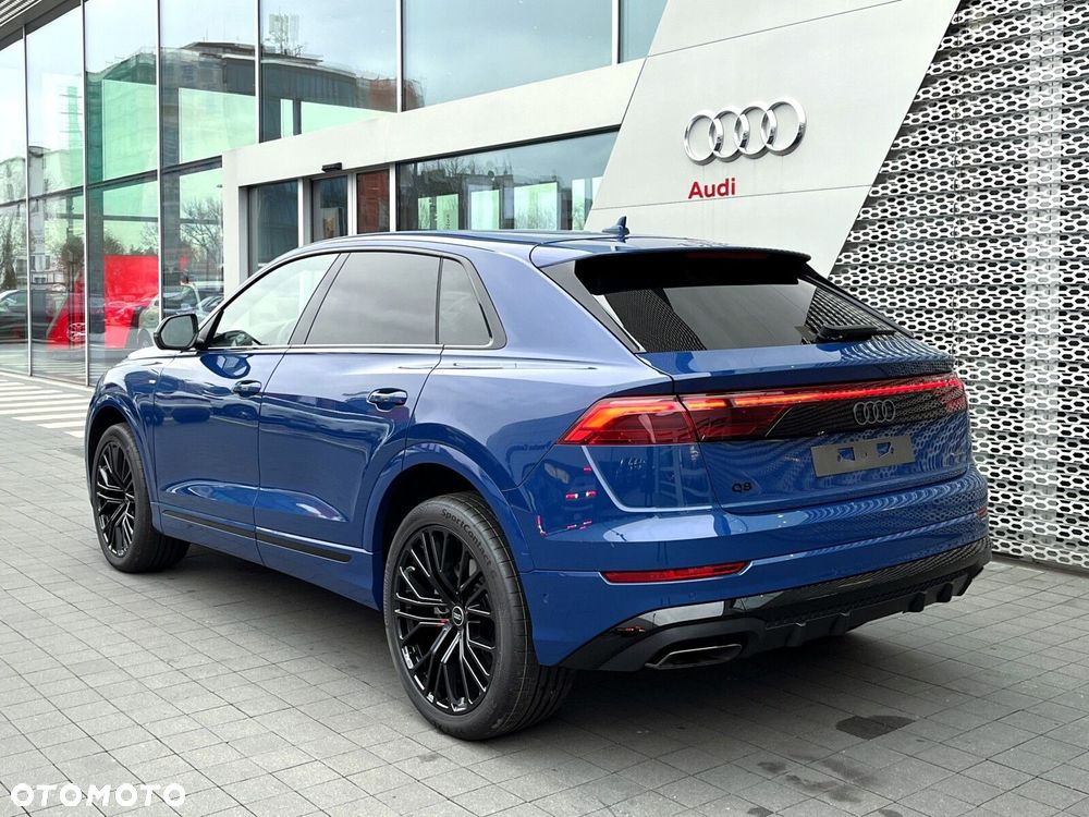 Audi Q8 - 3
