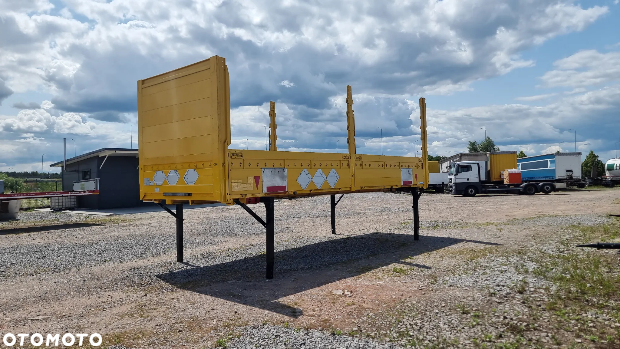 Krone 11.500zł netto KRONE 7.45m BDF ZABUDOWA BURTOWA ST.BDB MOŻLIWOŚĆ TRANSPORTU - 2