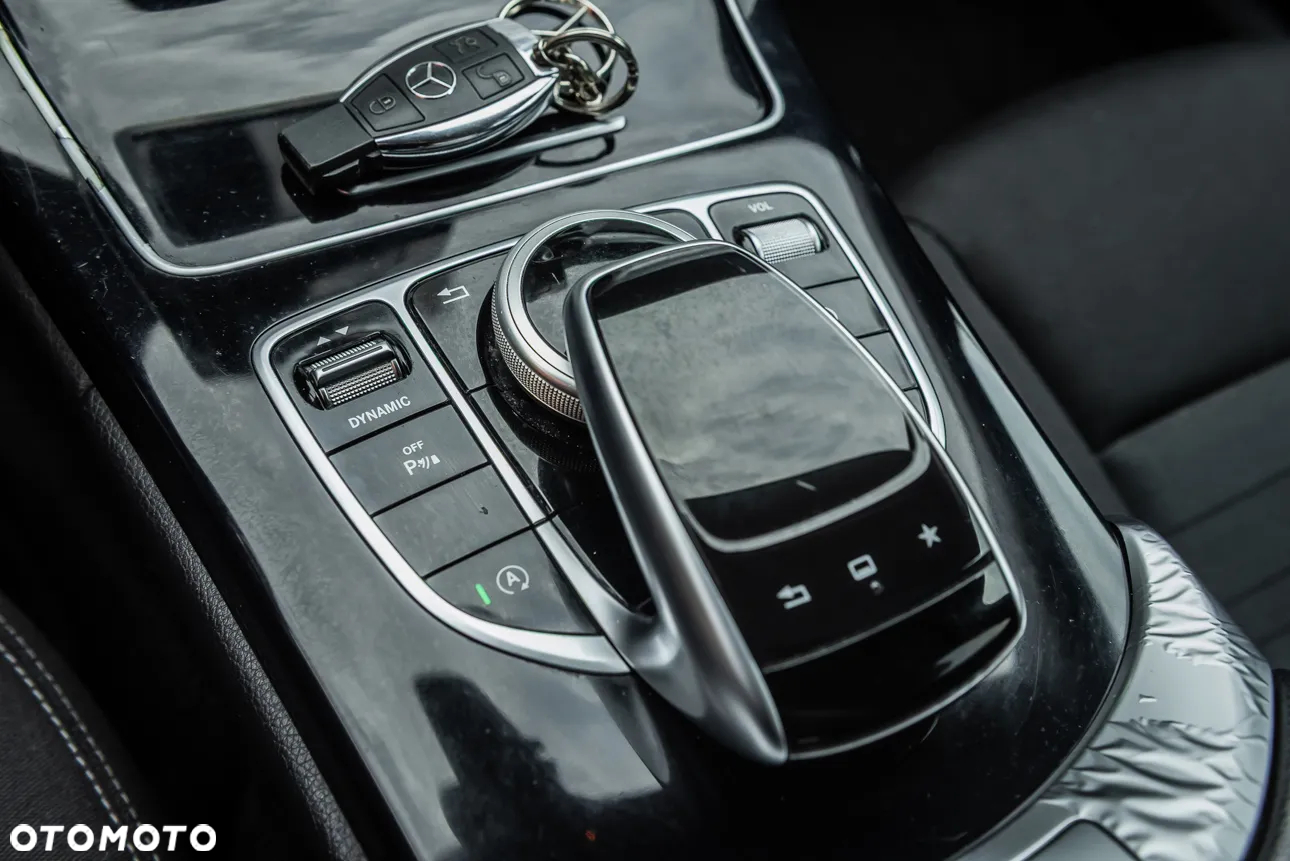 Mercedes-Benz Klasa C 180 (BlueTEC) d T 7G-TRONIC - 22