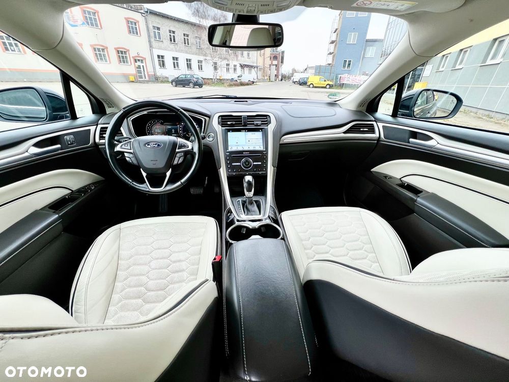 Ford Mondeo 2.0 TDCi PowerShift-Aut Allrad Vignale - 3