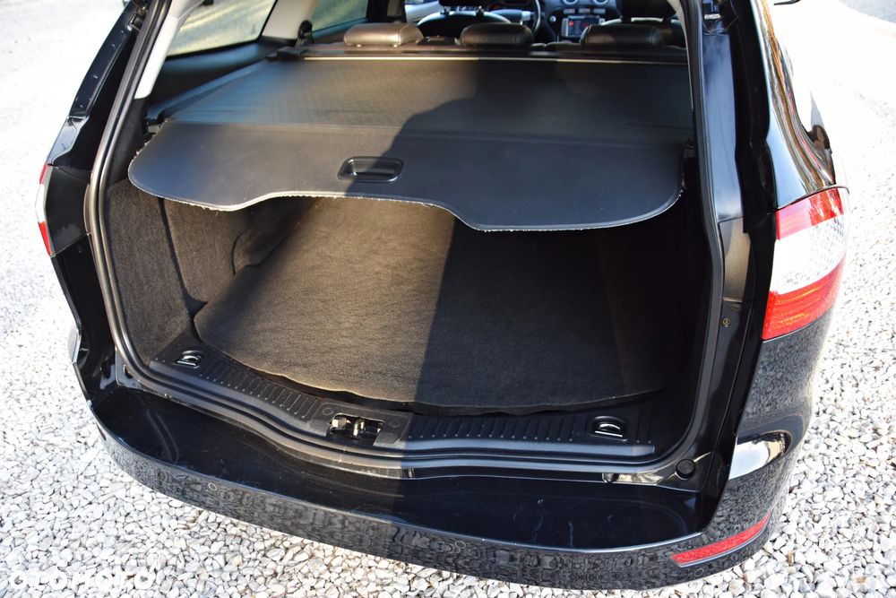 Ford Mondeo - 31