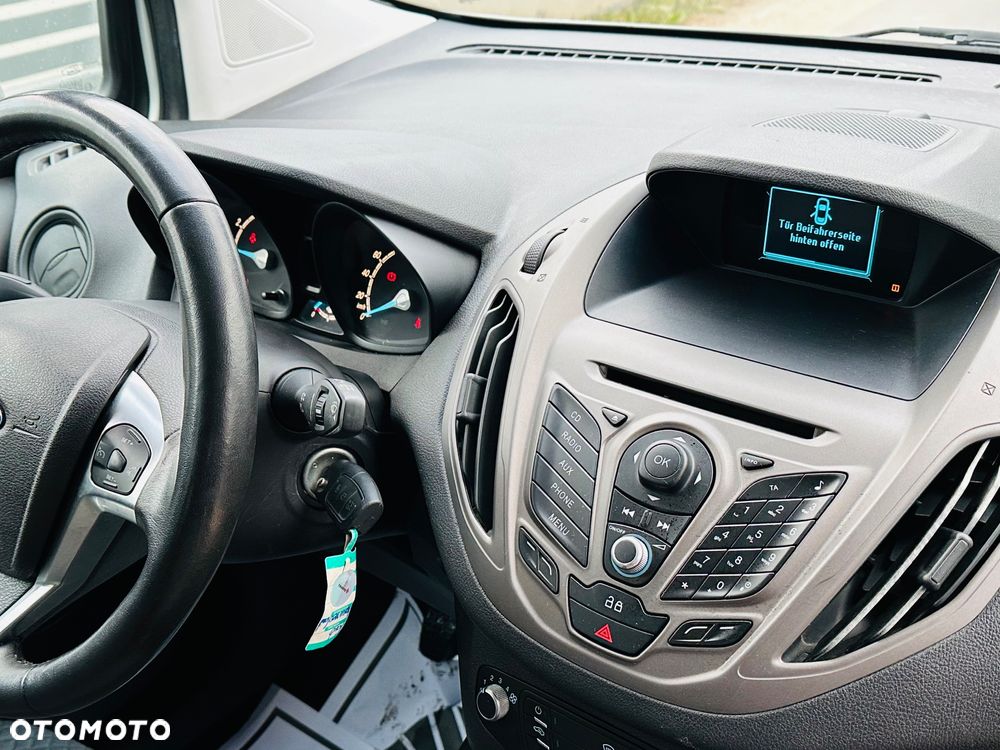 Ford Tourneo Courier 1.0 EcoBoost S&S Ambiente - 9