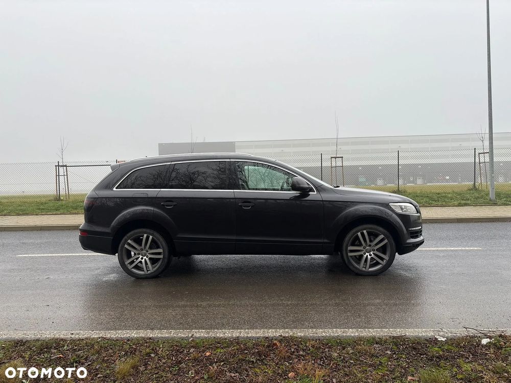 Audi Q7 - 2