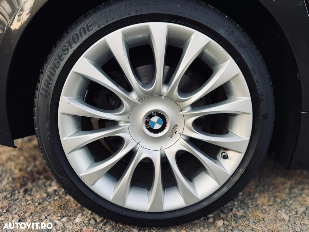 BMW Seria 5 520d xDrive Aut. - 39
