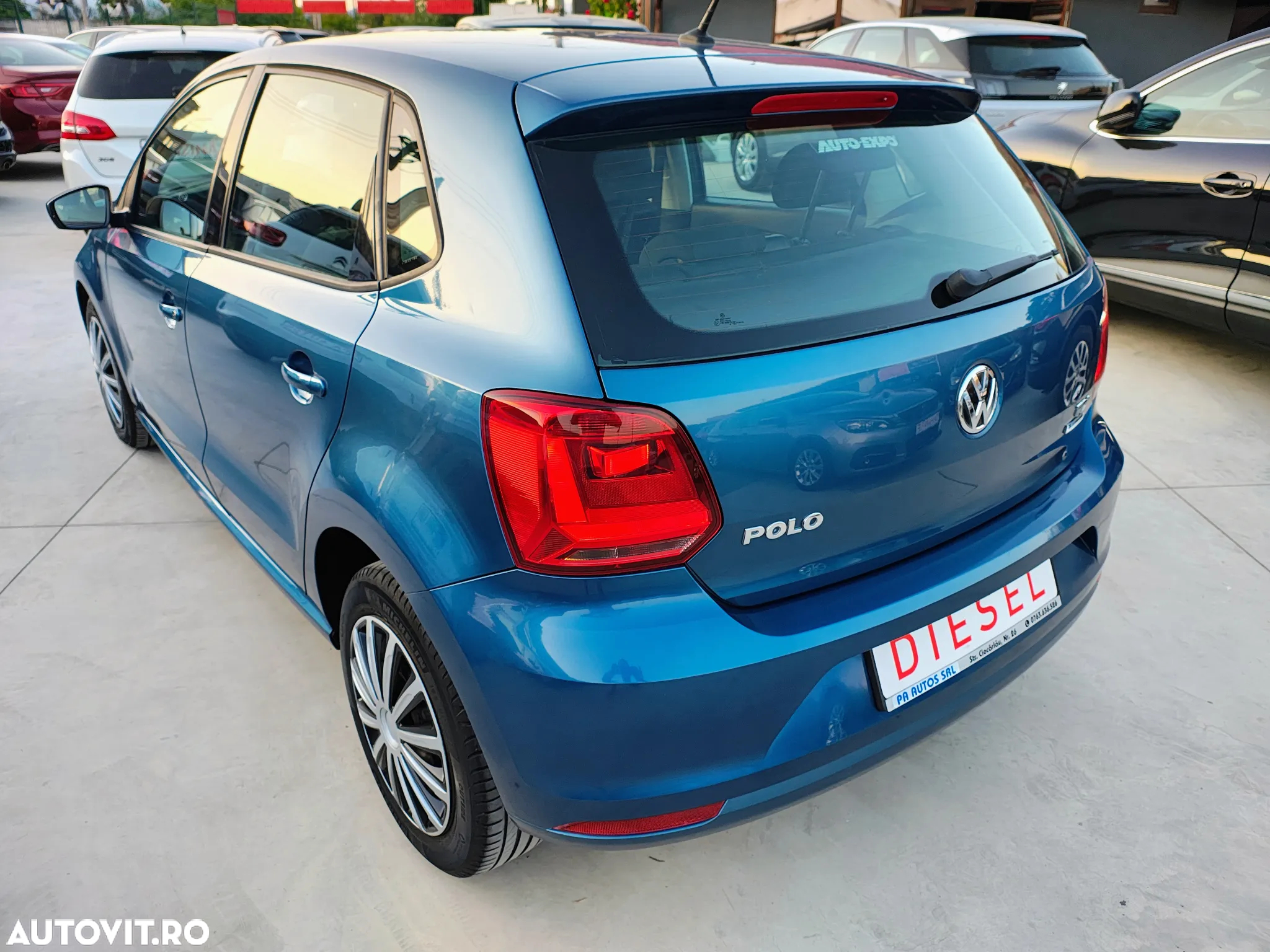 Volkswagen Polo 1.4 TDI (Blue Motion Technology) Comfortline - 3