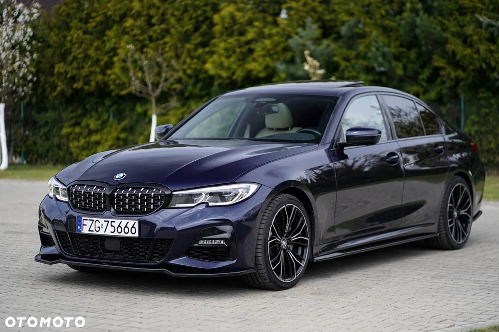 BMW Seria 3 330d xDrive mHEV M Sport - 3