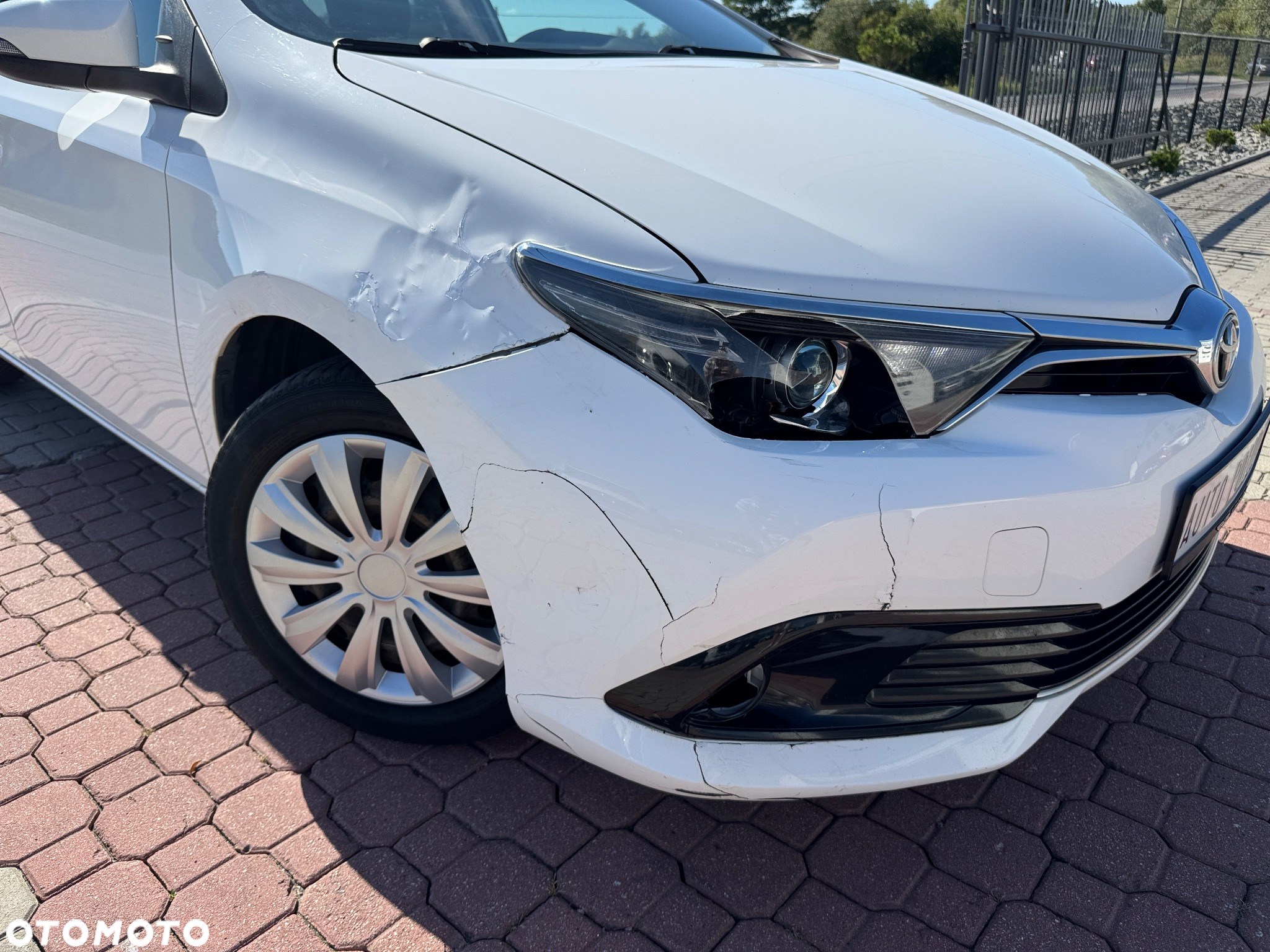 Toyota Auris 1.2 T Dynamic - 16
