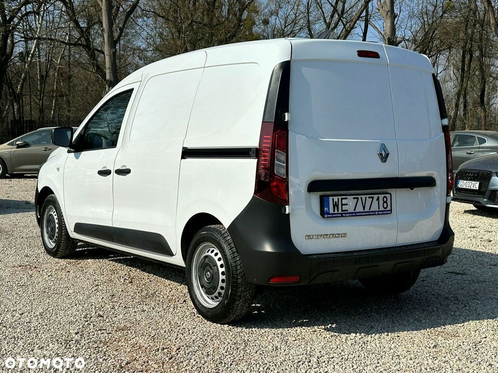 Renault Express - 5