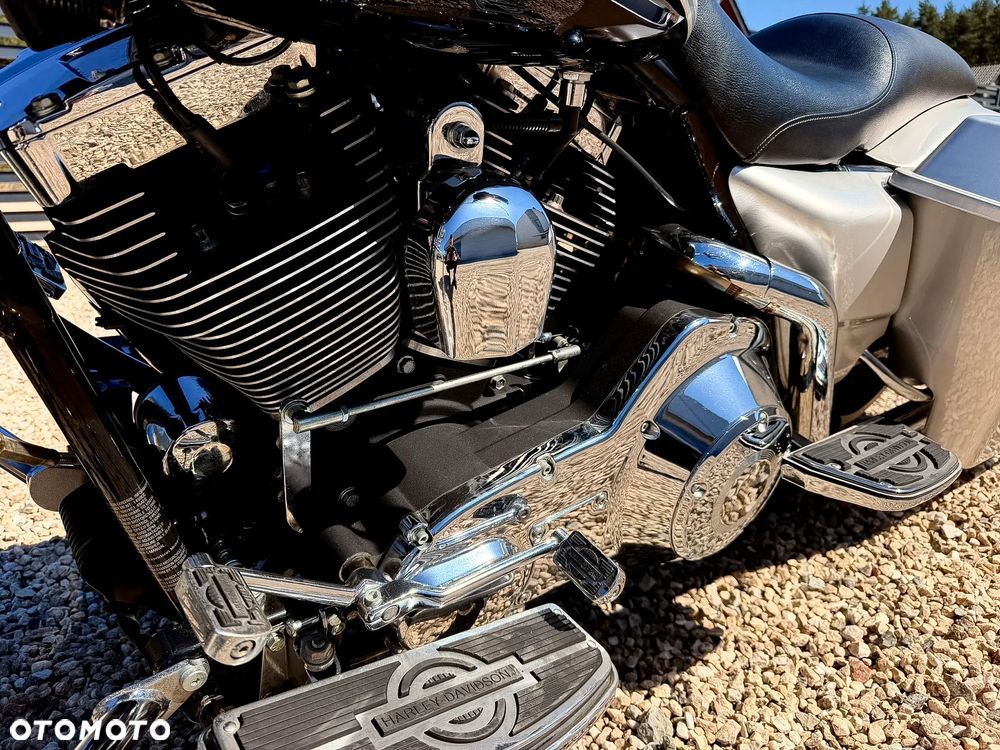 Harley-Davidson Touring Road King - 20