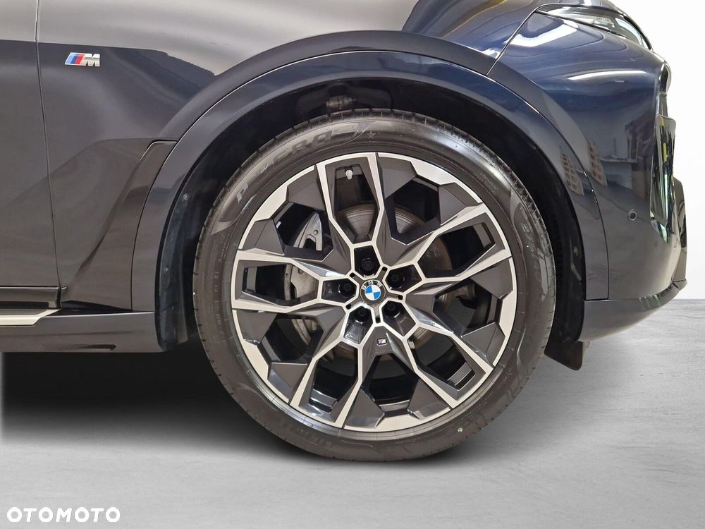 BMW X7 - 12
