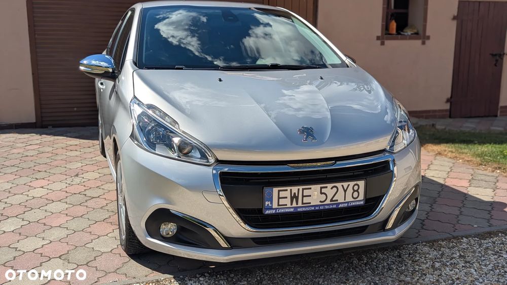 Peugeot 208 1.6 BlueHDi Allure S&S - 15