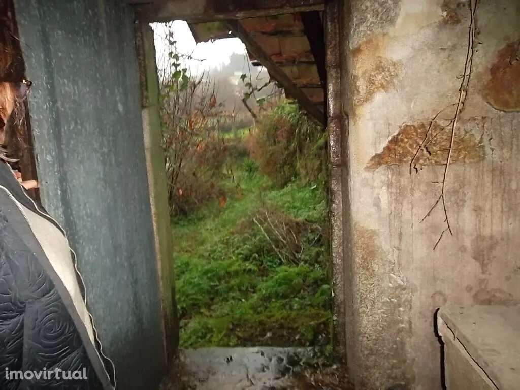 Moradia devoluta em Chave, Arouca - Grande imagem: 2/3