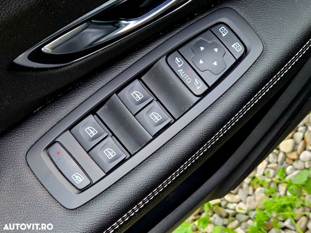 Renault Scenic ENERGY dCi 110 EDC INTENS - 26