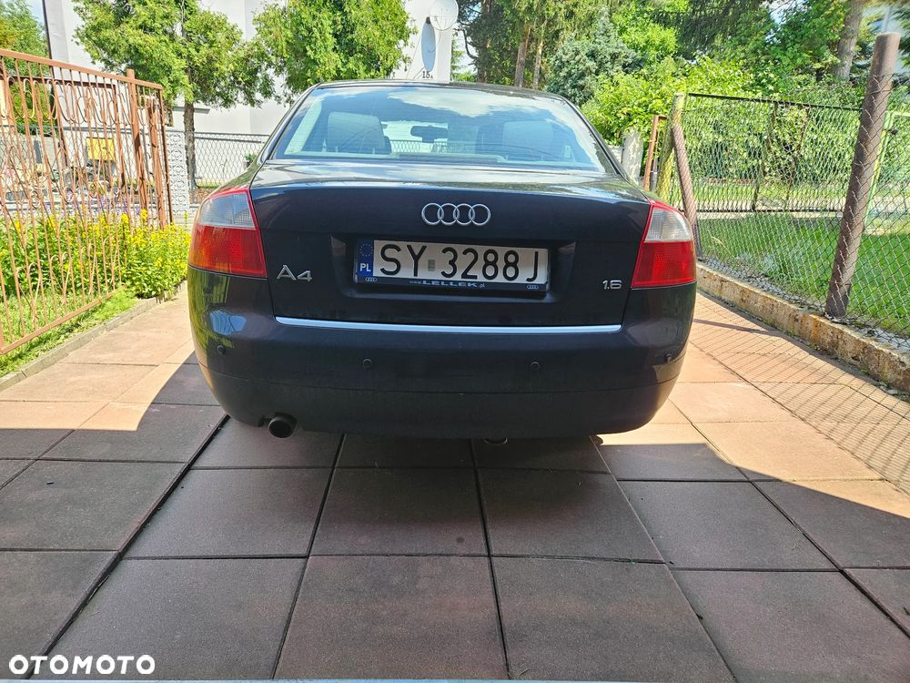 Audi A4 Limousine - 4