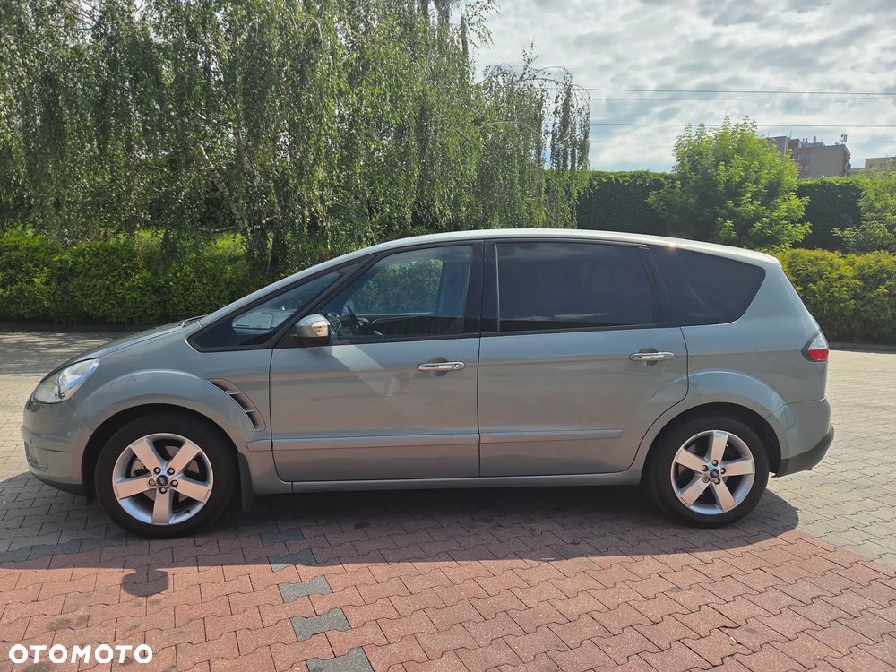 Ford S-Max 2.0 TDCi DPF Titanium - 12
