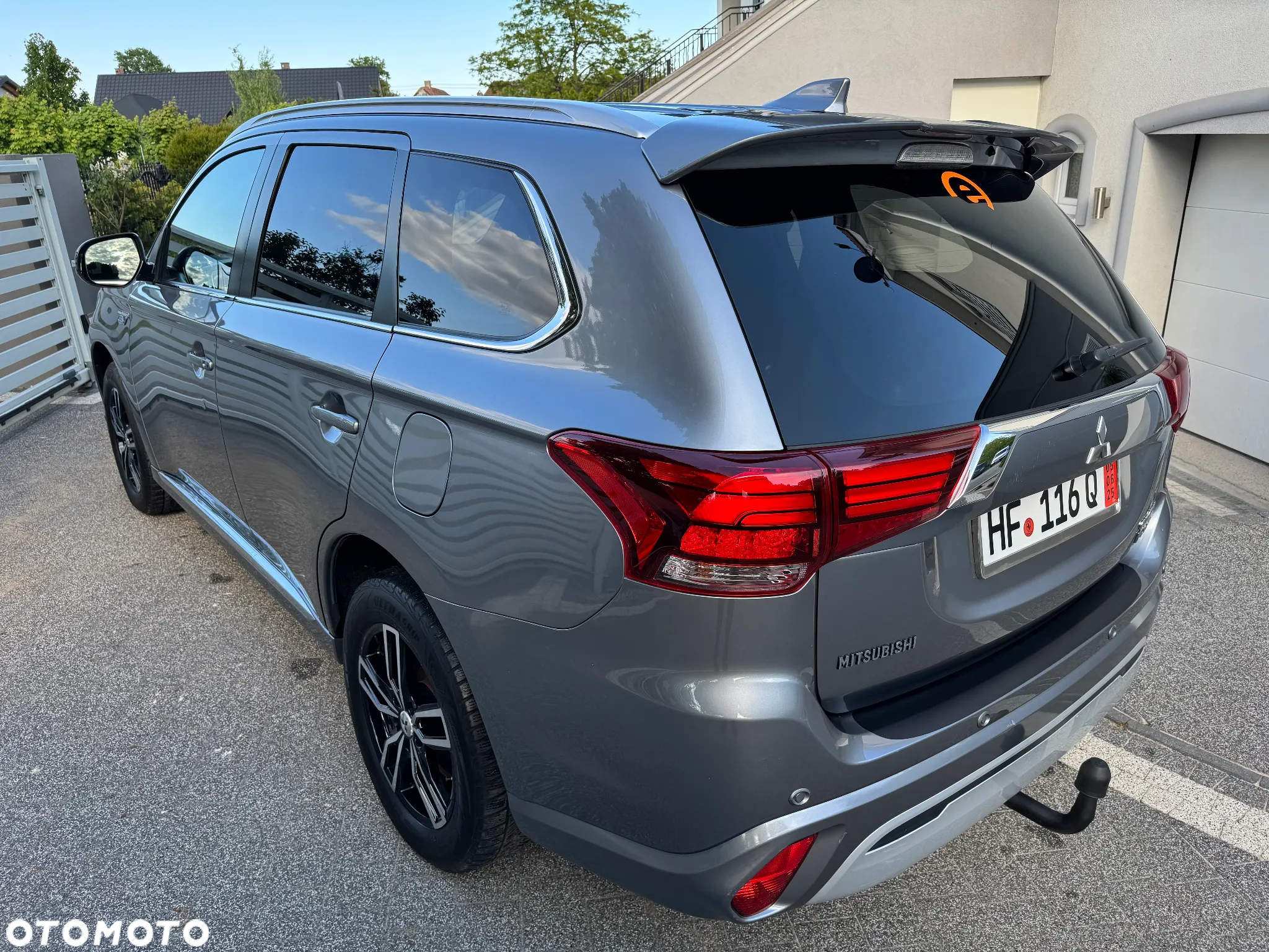 Mitsubishi Outlander - 6