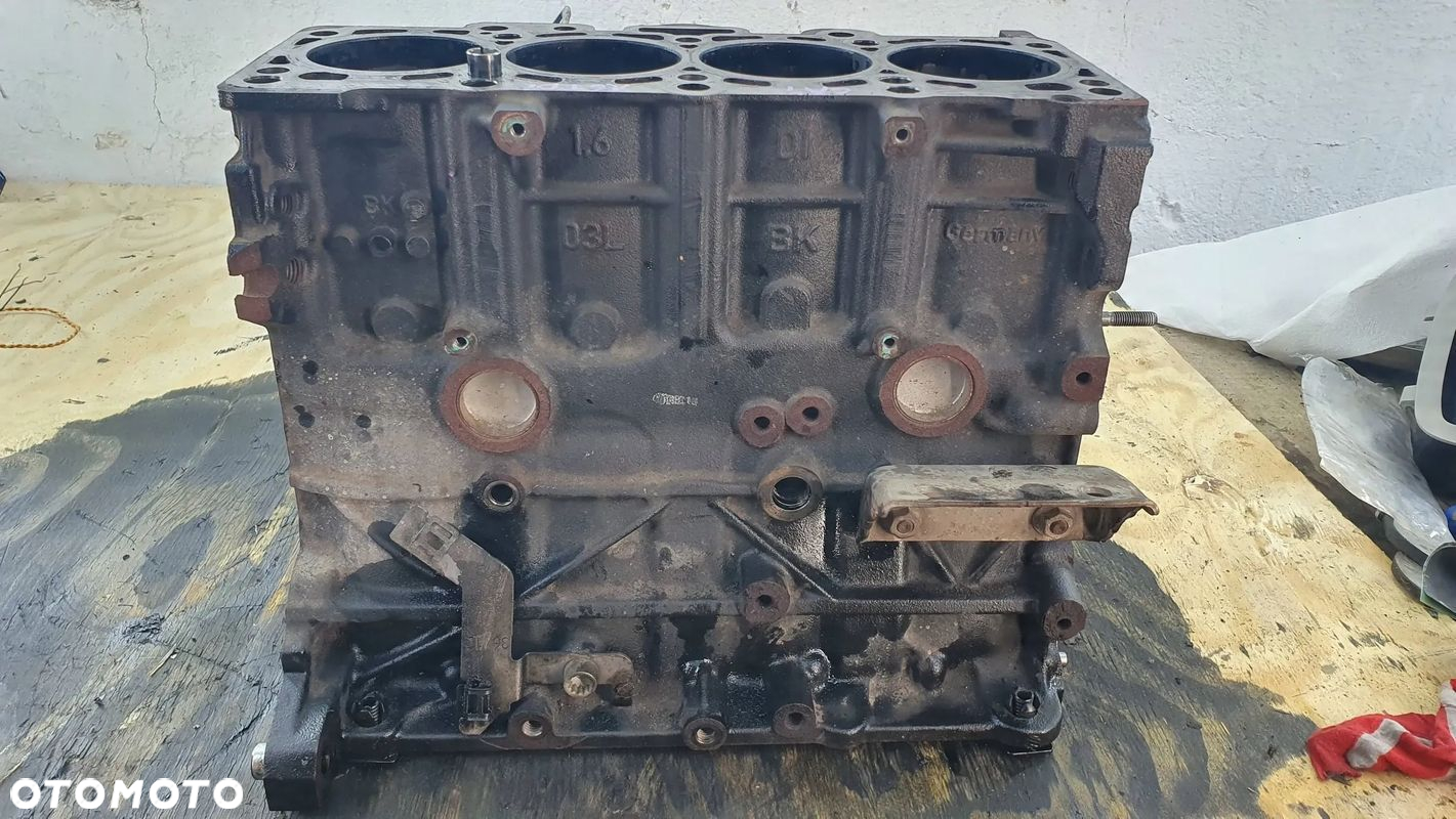 Seat Ibiza IV 4 6J 1.6 TDI CAY 03l021bk Blok silnika nominalny - 13