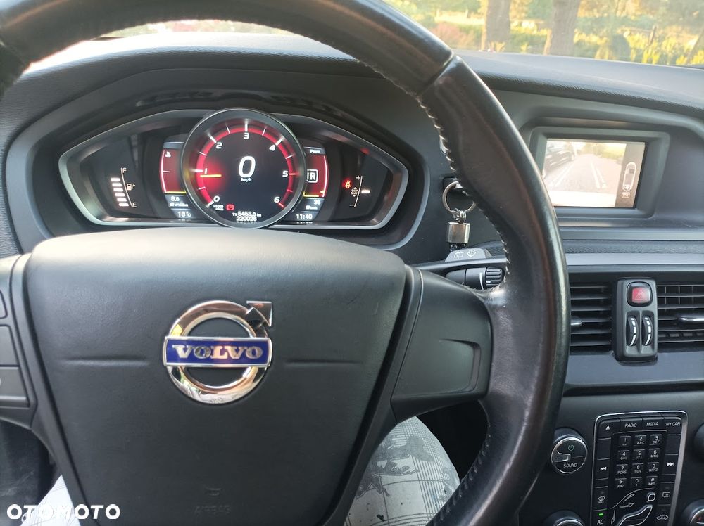 Volvo V40 D2 - 14