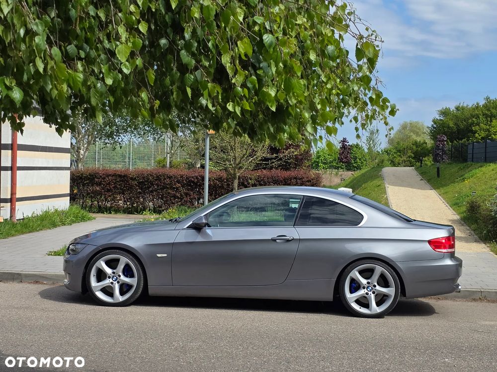 BMW Seria 3 335i M Sport Edition - 1