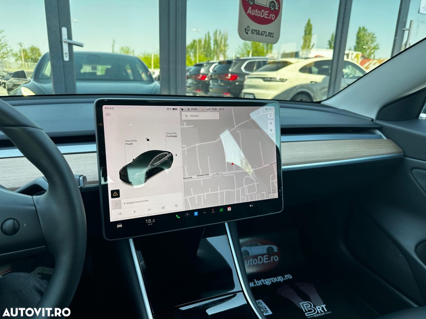 Tesla Model 3 - 12