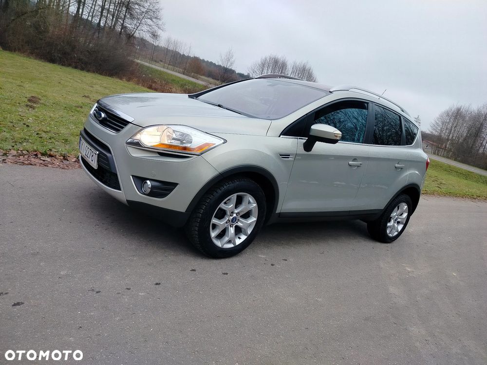 Ford Kuga 2.0 TDCi 2x4 Titanium - 4