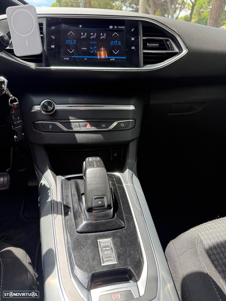 Peugeot 308 SW 1.5 BlueHDi GT EAT8 - 12
