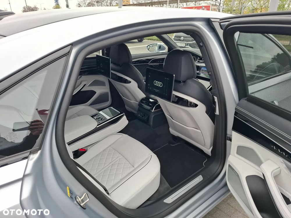 Audi A8 L 60 TFSI quattro tiptronic - 13