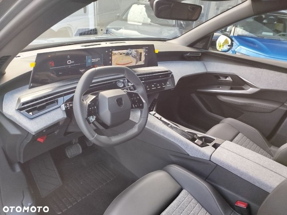 Peugeot 5008 - 11