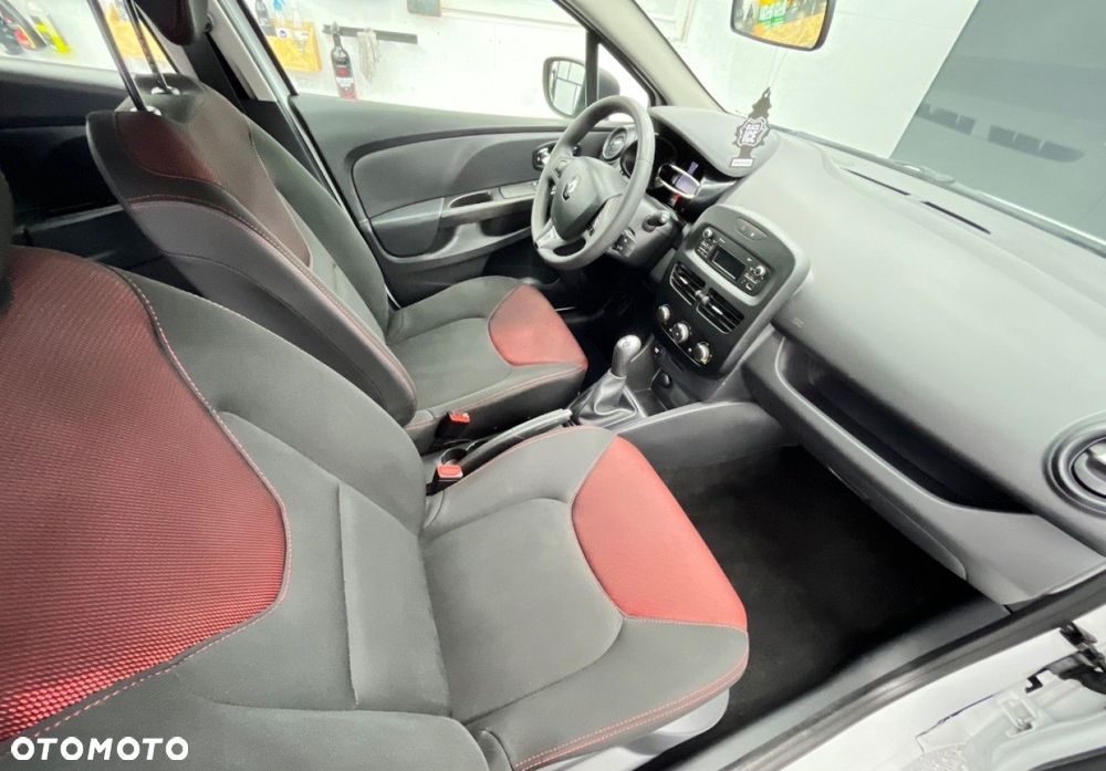 Renault Clio - 20