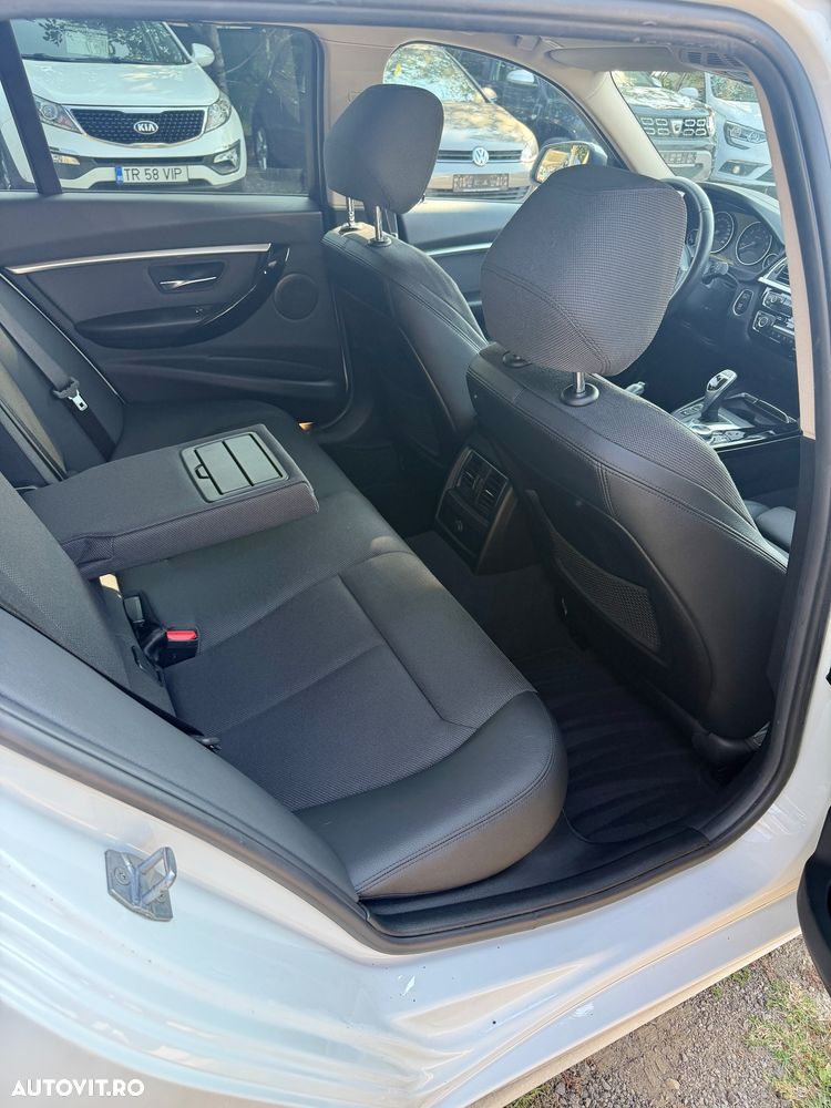 BMW 3 Series 2019 — imagine 10