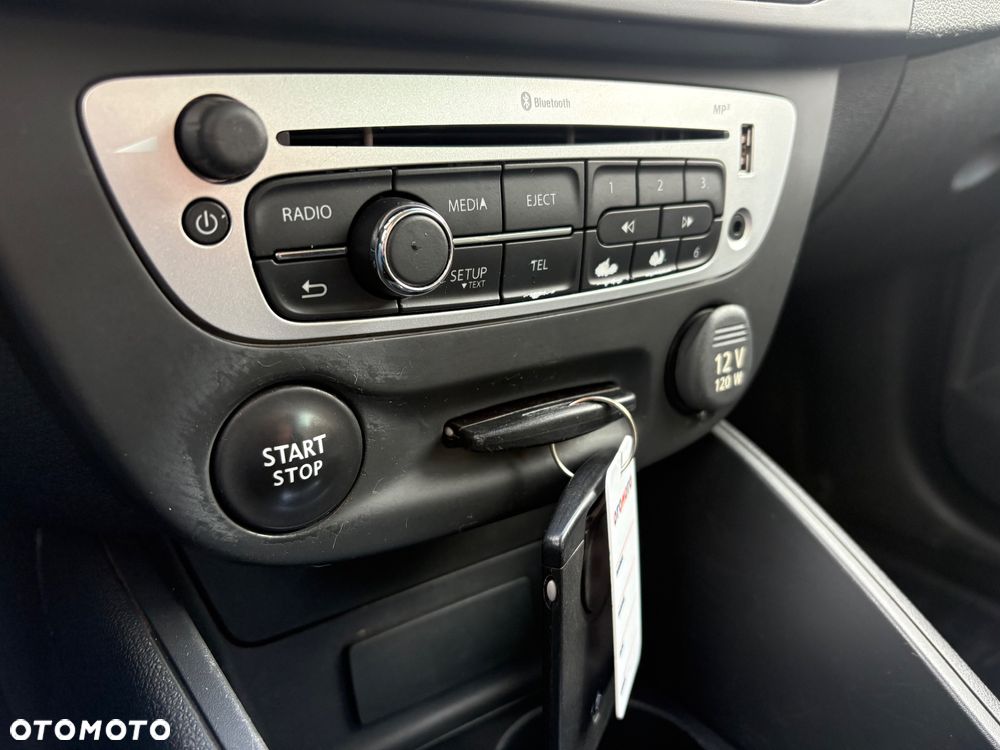 Renault Megane ENERGY TCe 115 Start & Stop LIMITED - 21