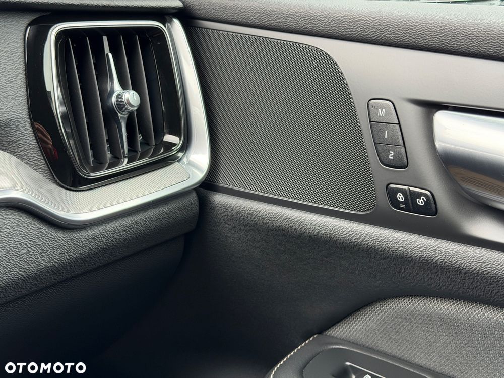 Volvo V60 B4 D Geartronic RDesign - 12
