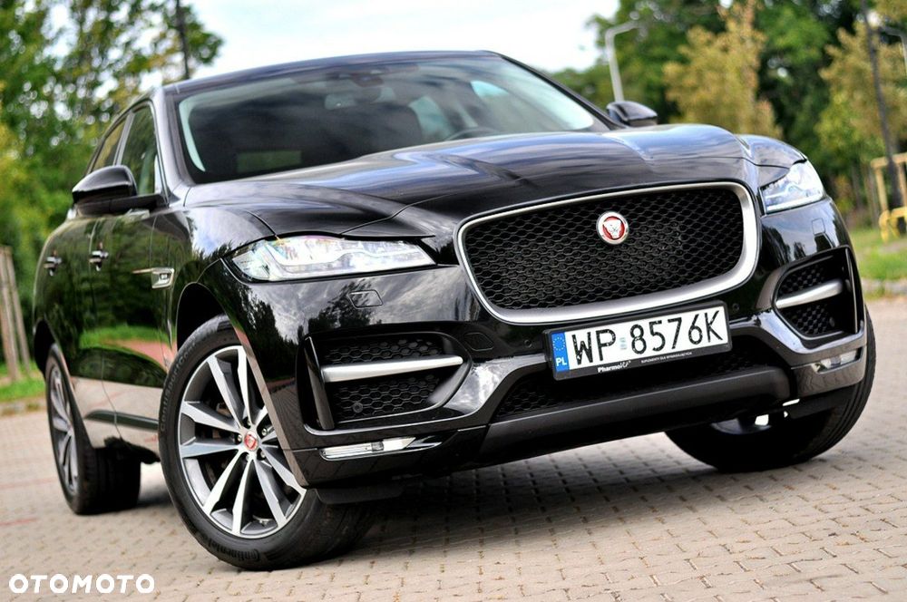 Jaguar F-Pace 2.0 i4D AWD R-Sport - 35