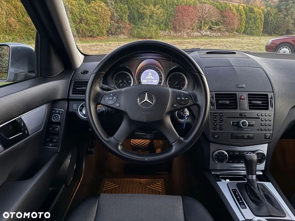 Mercedes-Benz Klasa C 250 CDI BlueEff Avantgarde 4-Matic - 20