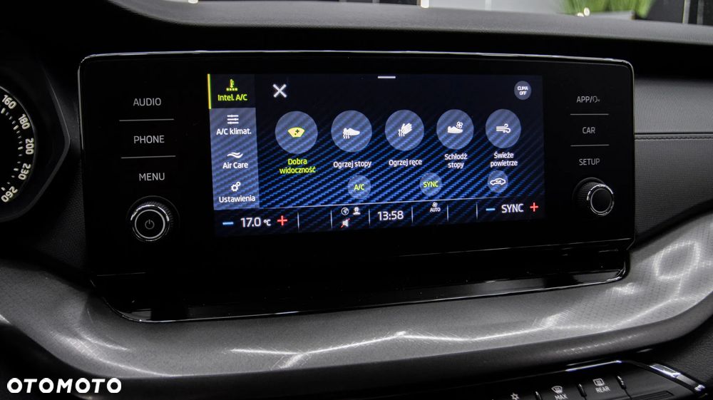 Skoda Octavia 1.5 TSI e-Tec Ambition DSG - 25
