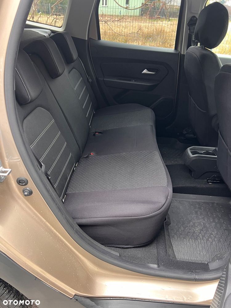 Dacia Duster 1.6 SCe Prestige 4WD - 35